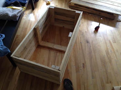 The planter's structure.
